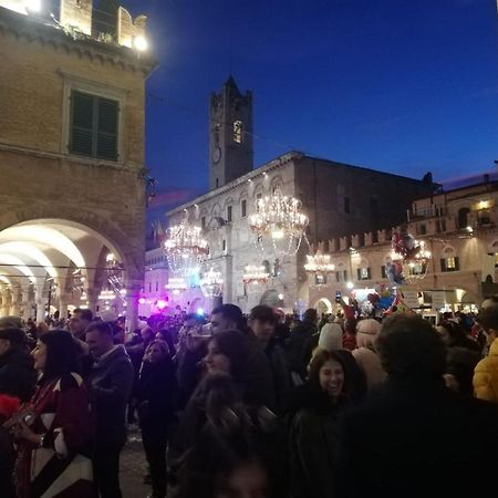 Ascoli Bonjour B&B & Apartments Parcheggio Privato & Giardino 阿斯科利皮切诺 外观 照片